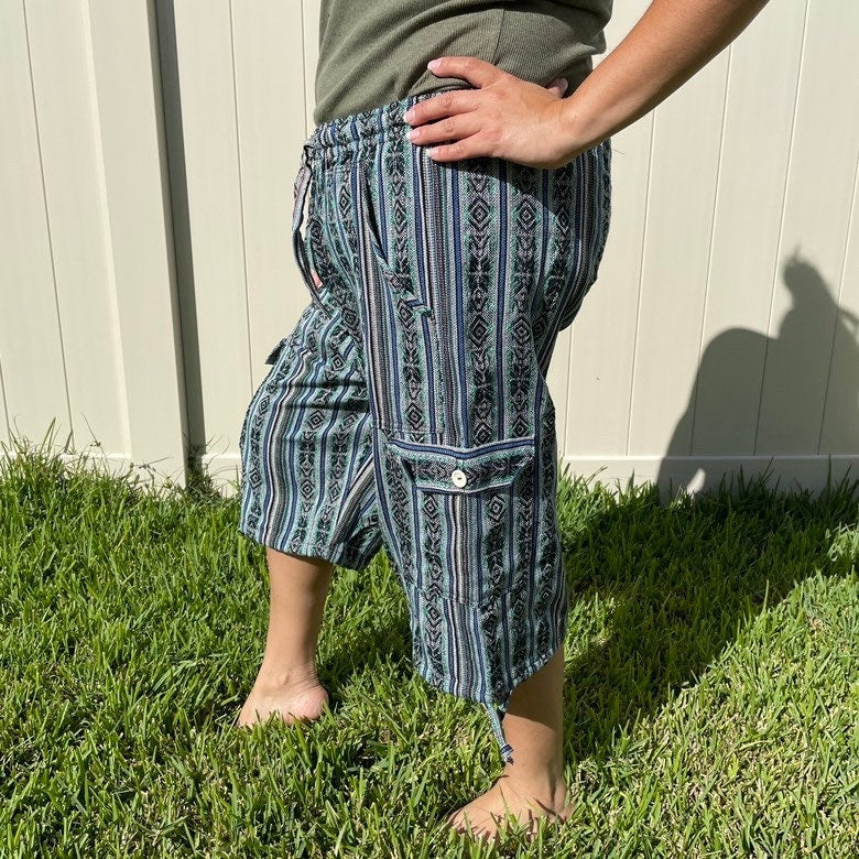 Comfy Cargo Shorts Size 2XL | Green White Black