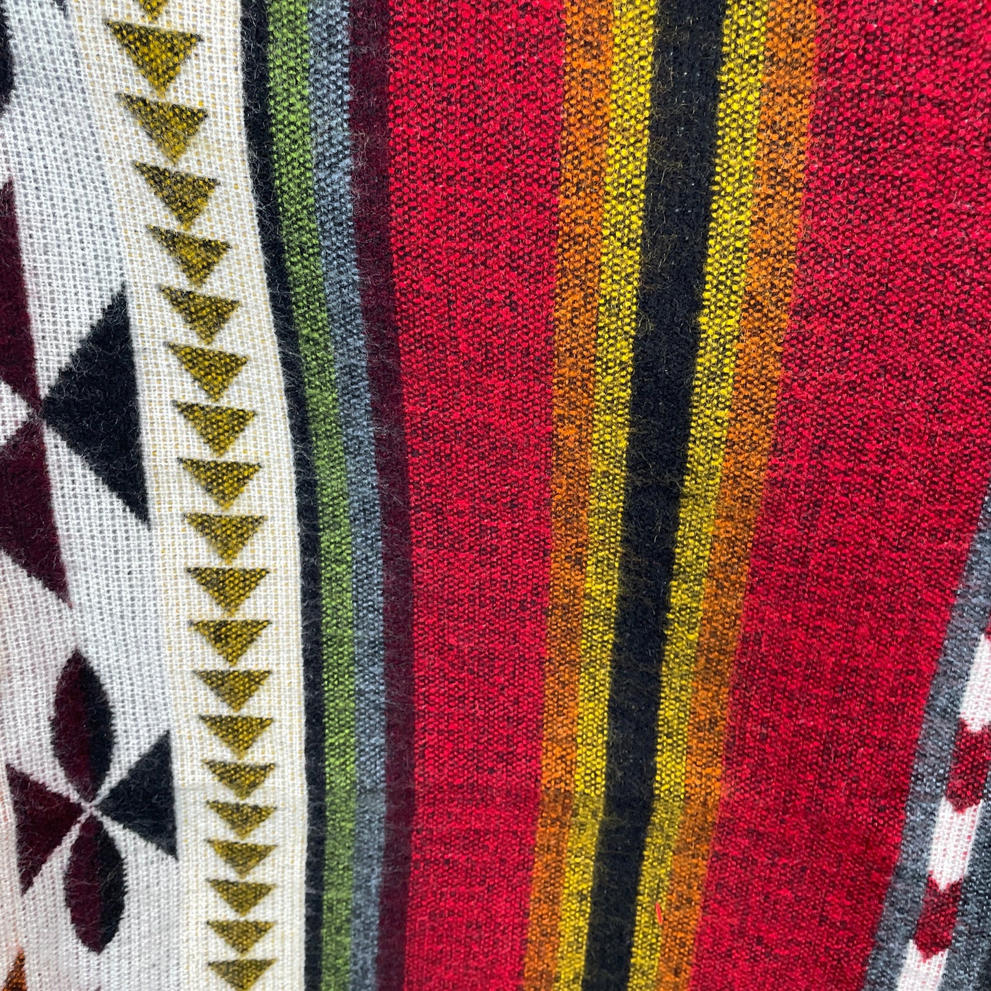 Warm Mens Alpaca Poncho Hoodie | Red Beige Green