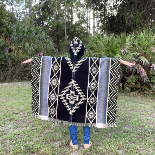 Hippie Warm Hooded Mens Wool Poncho | Black Olive