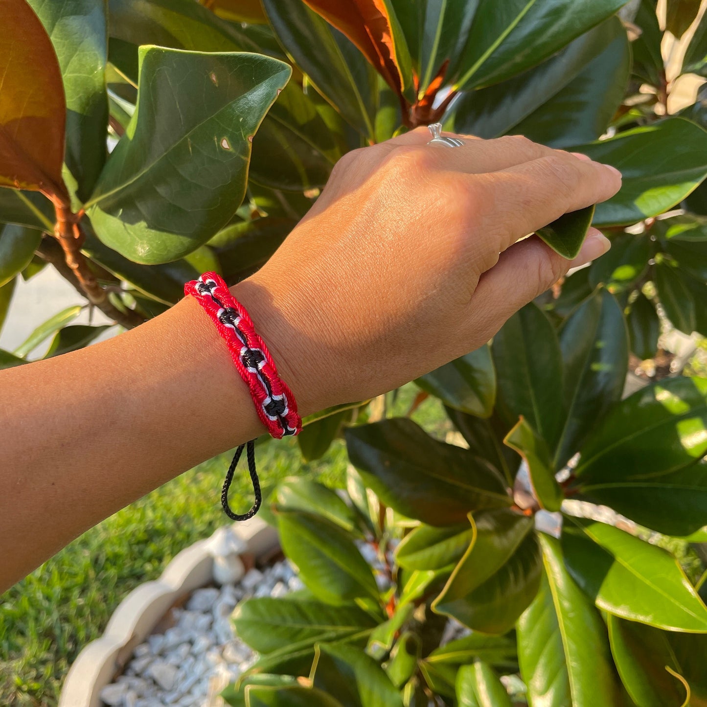 Trinidad y Tobago Flag Friendship Bracelet for Men or Women