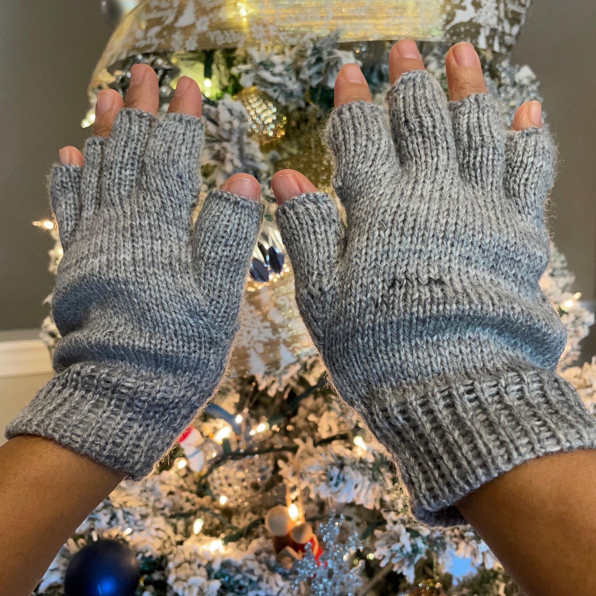 Knitted Winter Alpaca Fingerless Gloves Size SM Neutral Solid Colors