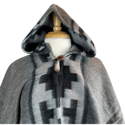 Warm Hooded Poncho Women | Black Shades of Gray