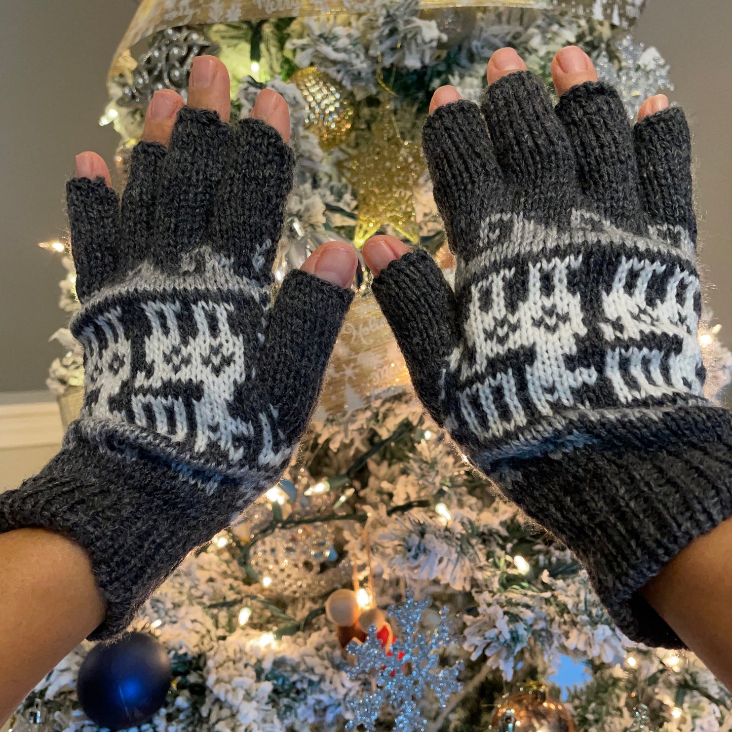 Alpaca Fingerless Gloves Size SM Neutral Colors