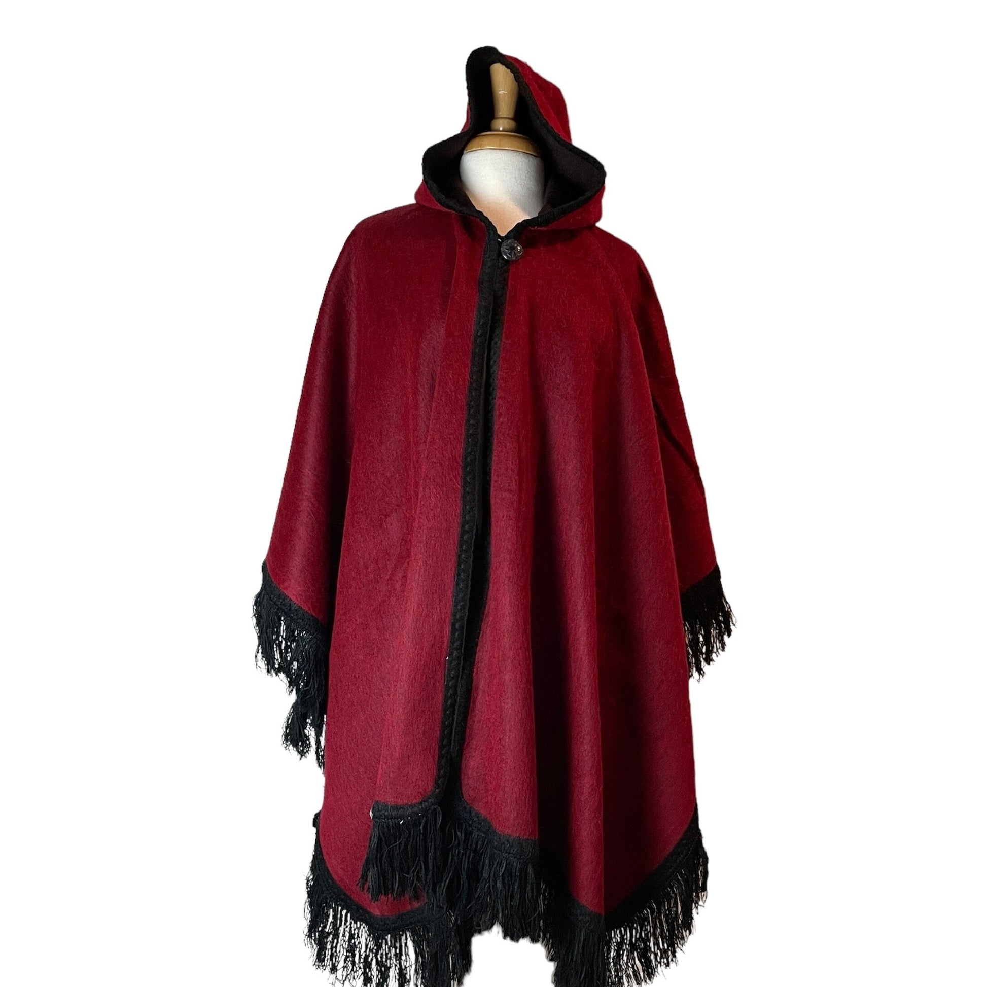 Open Hooded Alpaca Poncho | Red Black