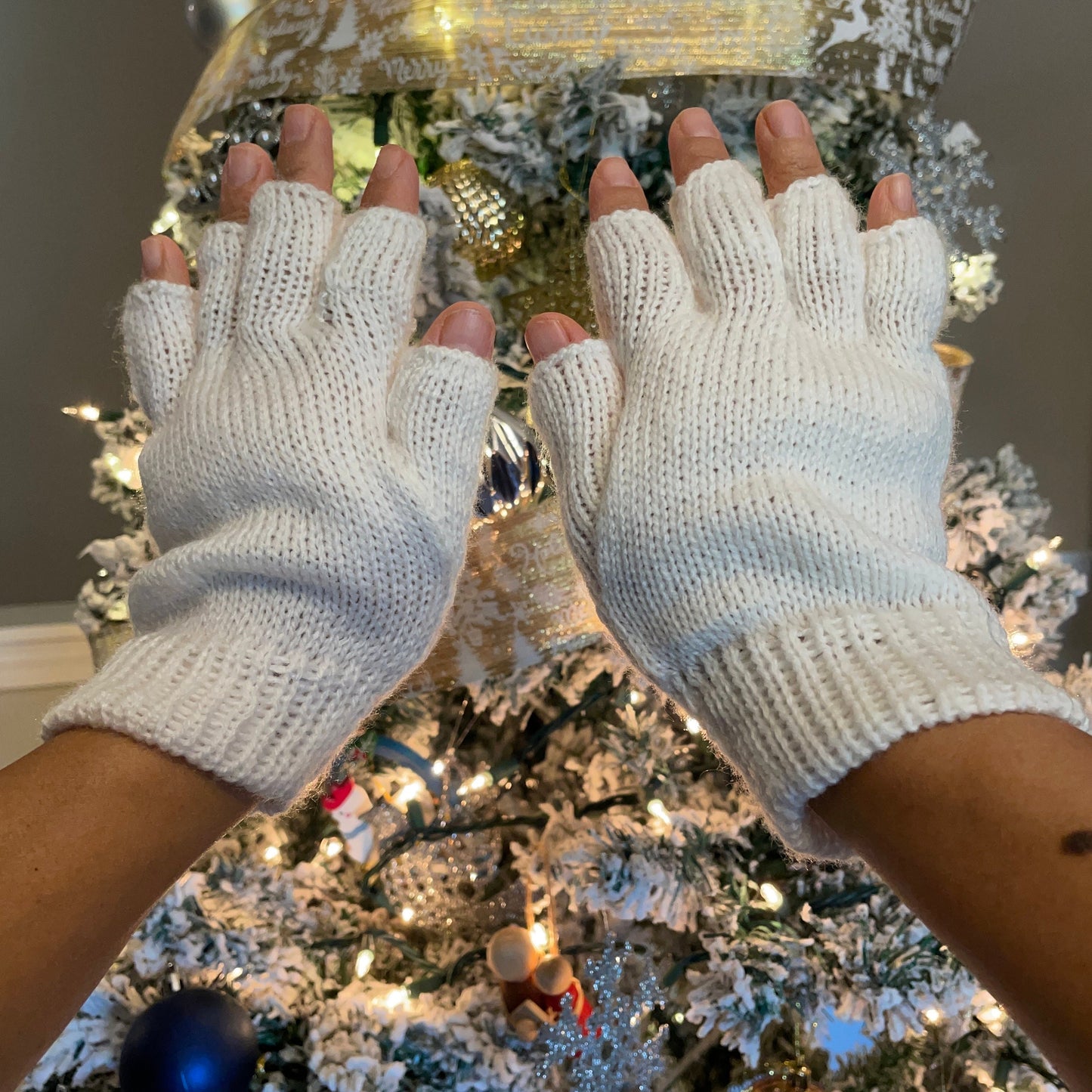 Knitted Winter Alpaca Fingerless Gloves Size SM Neutral Solid Colors