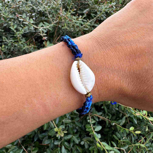 Colorful Shell Bracelets Handmade Adjustable Boho Jewelry with Cowrie Shells