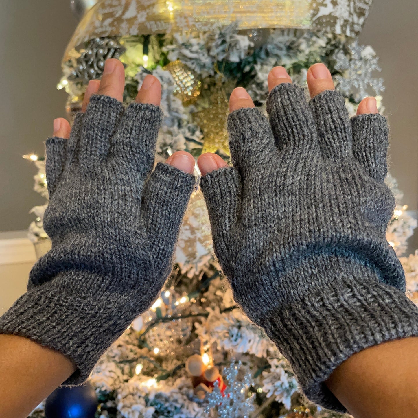 Knitted Winter Alpaca Fingerless Gloves Size SM Neutral Solid Colors