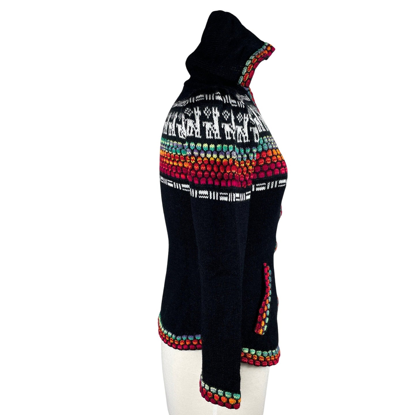 Soft Hooded Alpaca Sweater | Black Colorful
