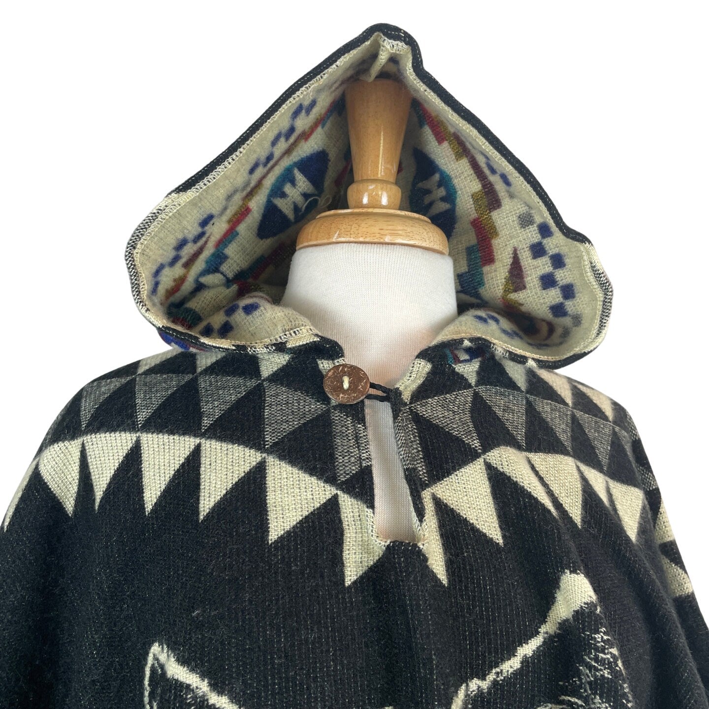 Wolf Dreamcatcher Hooded Poncho | Black Blue