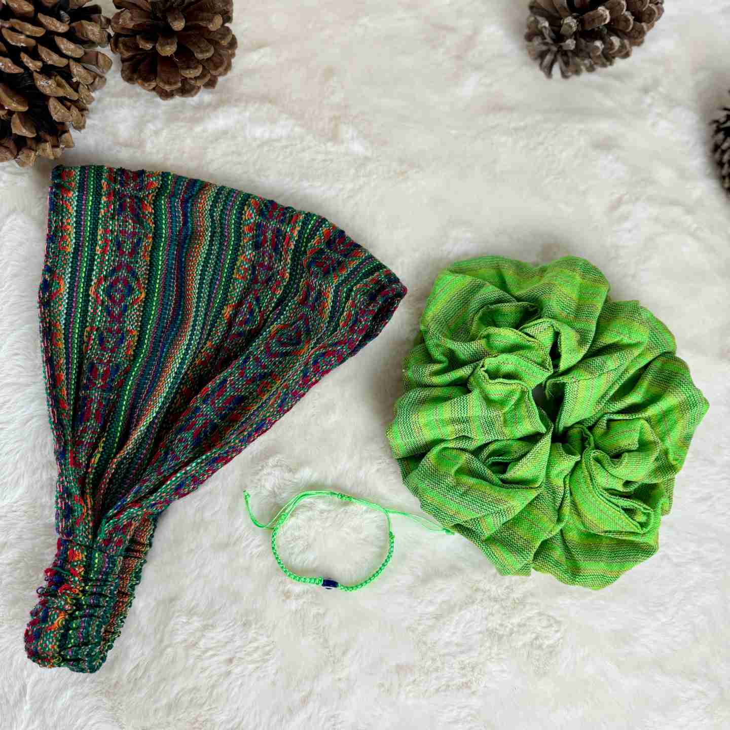 Mini Bundle Glow Up – Handcrafted Cozy Gift Box