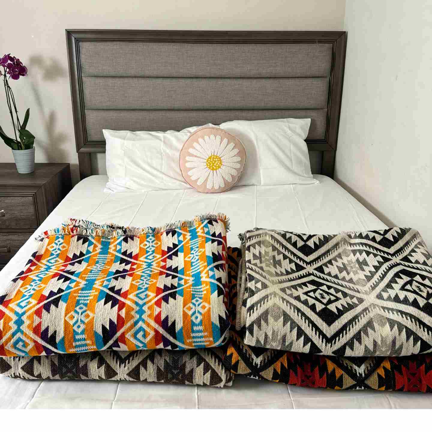 Black & White Sheep Wool Blanket | Ecuadorian Woven Throw