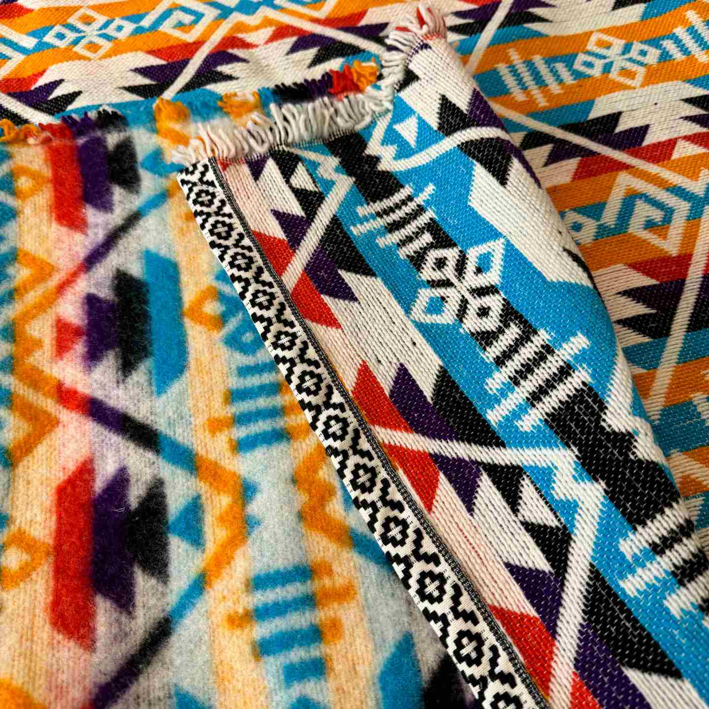 Black & White Sheep Wool Blanket | Ecuadorian Woven Throw